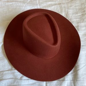 Gigi Pip Dakota Triangle Crown Hat Rusty Red S/M NWT